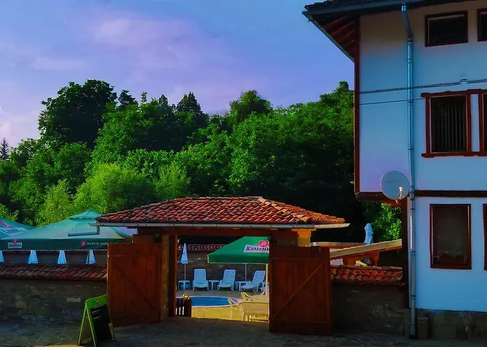 Yakovtsi Inn Hotel Yakovtsi