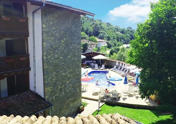 Yakovtsi Inn Yakovtsi