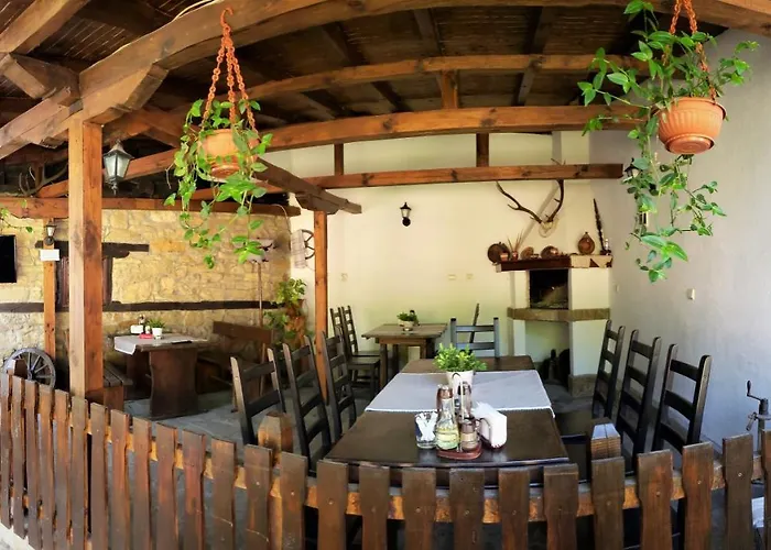 Yakovtsi Inn Отель