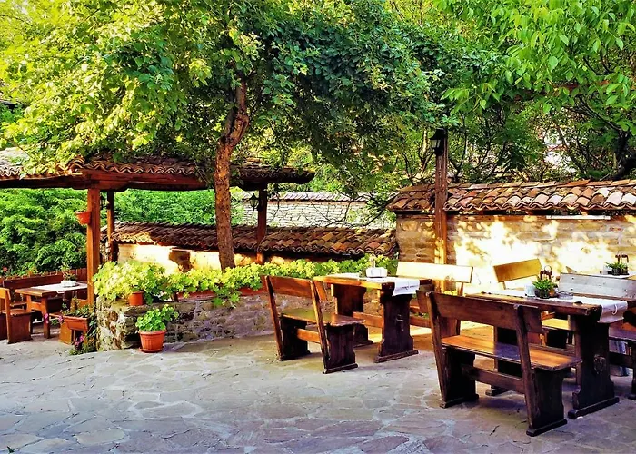 Yakovtsi Inn * Yakovtsi